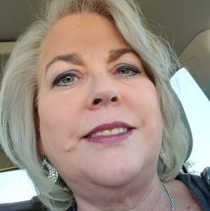 Meet your Posher, Bena